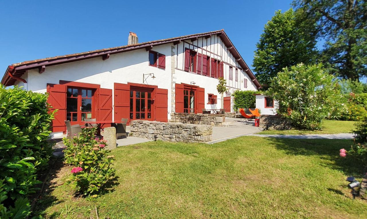 Bed and Breakfast La Ferme D'Ika Saint-Jean-de-Luz Zewnętrze zdjęcie