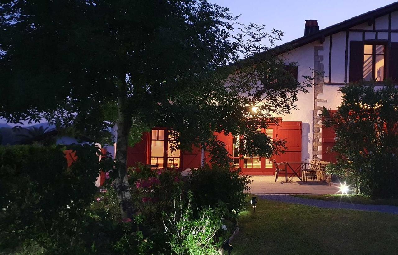 Bed and Breakfast La Ferme D'Ika Saint-Jean-de-Luz Zewnętrze zdjęcie